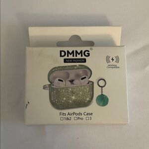 AirPods Case with Keychain NIB